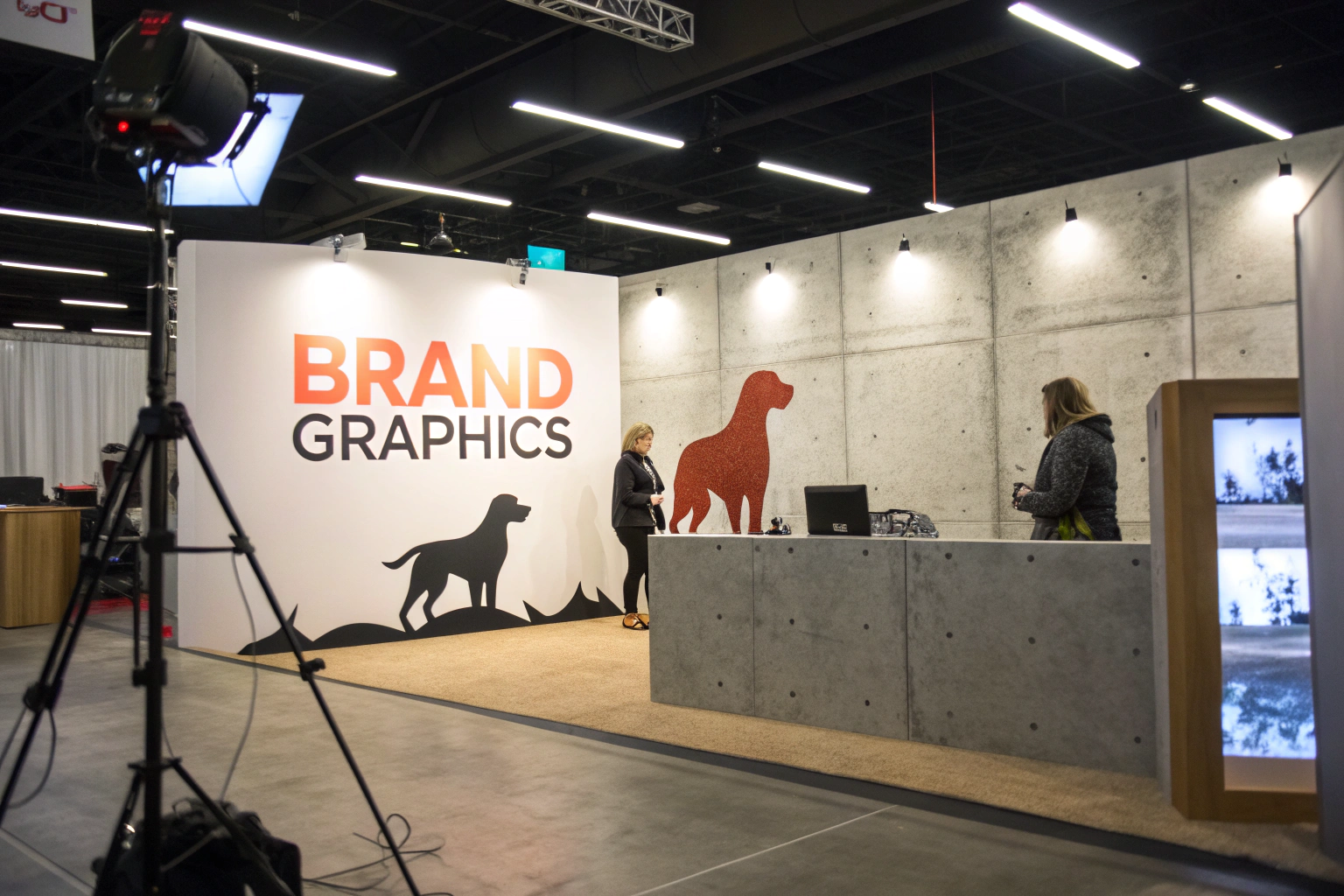 World of Concrete Insights: Durable Displays for Pet Pros